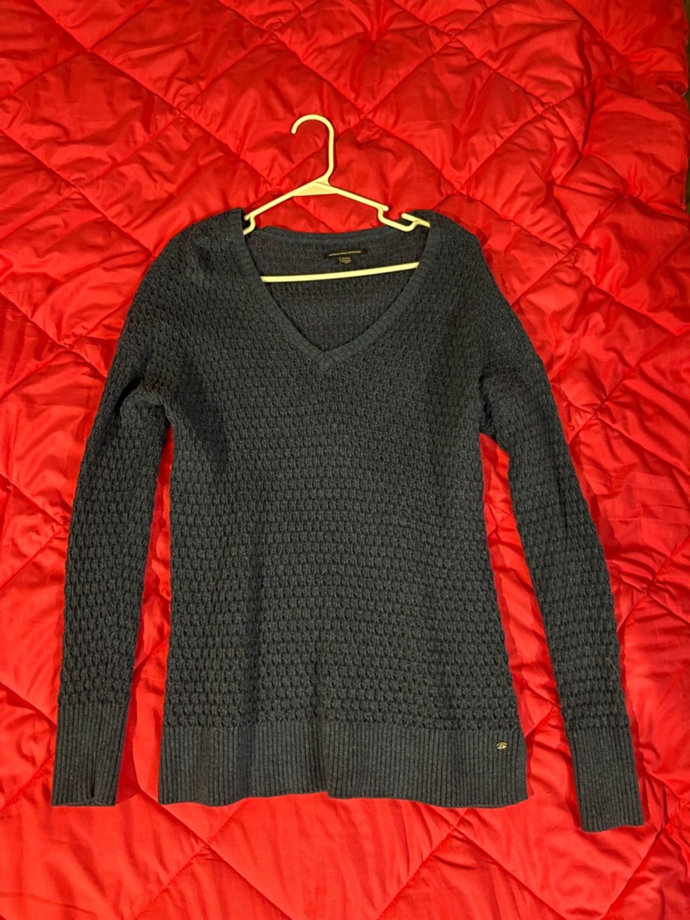 American Eagle Outfitters Navy Blue V-Neck Textured Knit Sweater